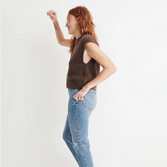 Madewell Bouclé sweater vest in hthr brownstone color size M - Picture 2 of 12